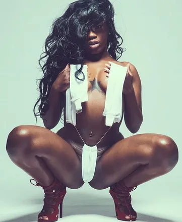 OnlyFans cuenta ms_raquelll header 2