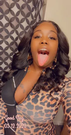 OnlyFans cuenta yummy202 header 2