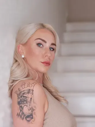 OnlyFans cuenta leni.reuter header 2