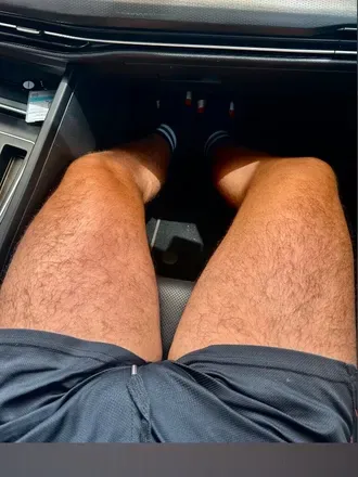 OnlyFans account  latino.dubai.massage header 2