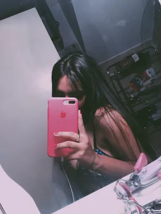 OnlyFans cuenta camileonardiok header 2