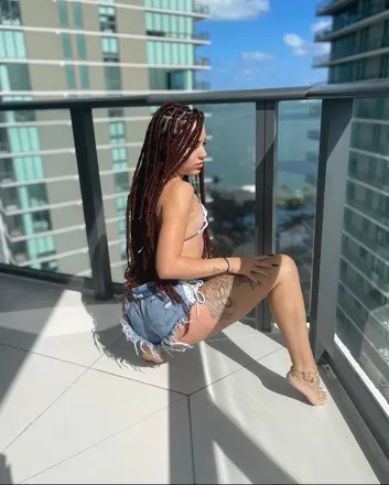 OnlyFans cuenta breasiax header 2