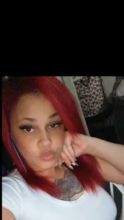 OnlyFans account  nadiaredd header 2