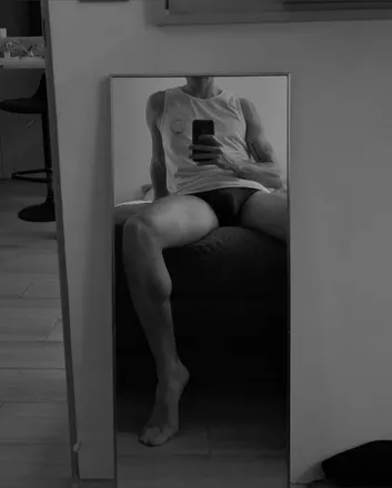 OnlyFans cuenta notashydude header 2