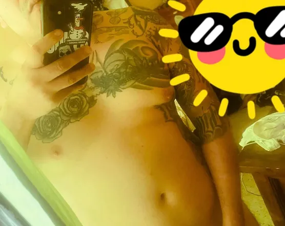 OnlyFans cuenta tonithoweed header 2