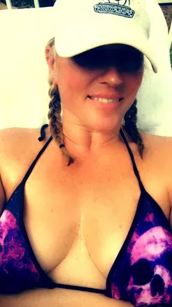 OnlyFans cuenta maggie_curvesandtattoos avatar 1