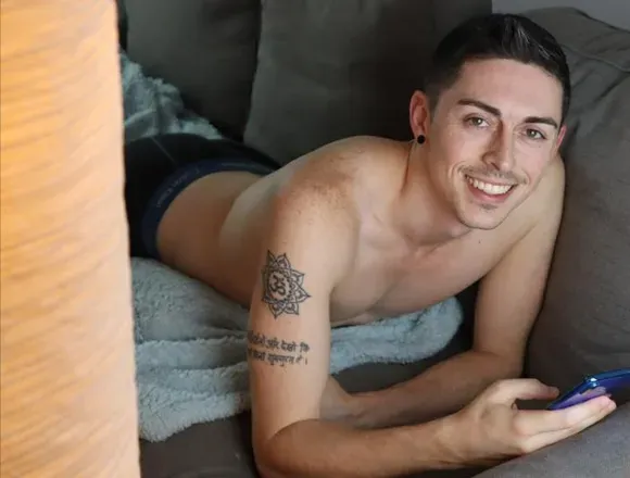 OnlyFans account  thytruxton header 2