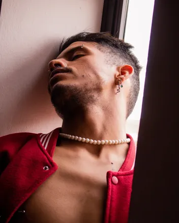 OnlyFans cuenta vitchenzoleblanc header 2