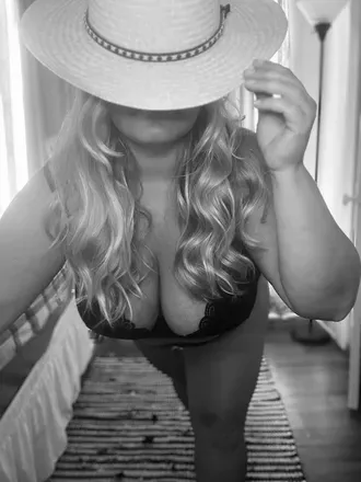 OnlyFans account  countrygirl369 avatar 1