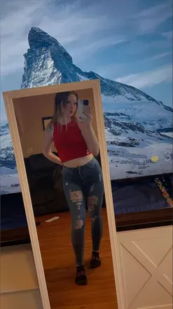 OnlyFans cuenta kylieluv011 avatar 1
