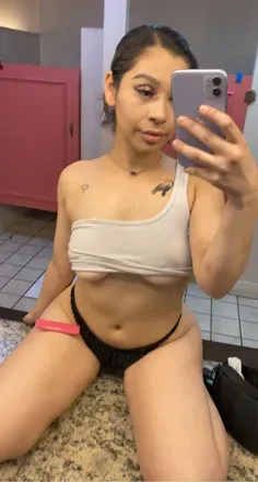 OnlyFans cuenta prettybitch0120 avatar 1