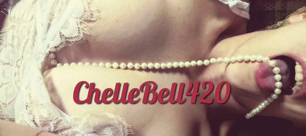 OnlyFans account  chellebell420 header 2