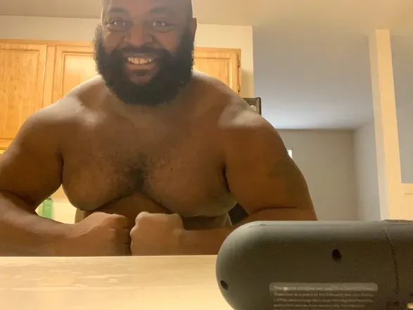 OnlyFans cuenta brunzzythepussymonster avatar 1