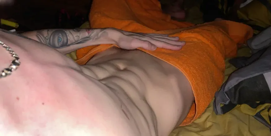 OnlyFans cuenta youngwob header 2