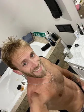 OnlyFans cuenta madbeachboy avatar 1