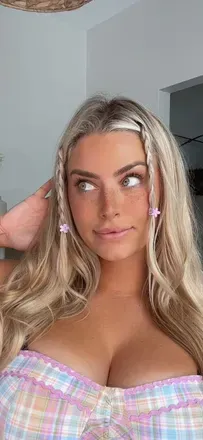 OnlyFans account  peachy-girlxoxo avatar 1