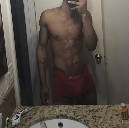 OnlyFans cuenta gxld_kingg_ header 2