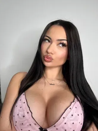 OnlyFans account  emiliaszymanska avatar 1