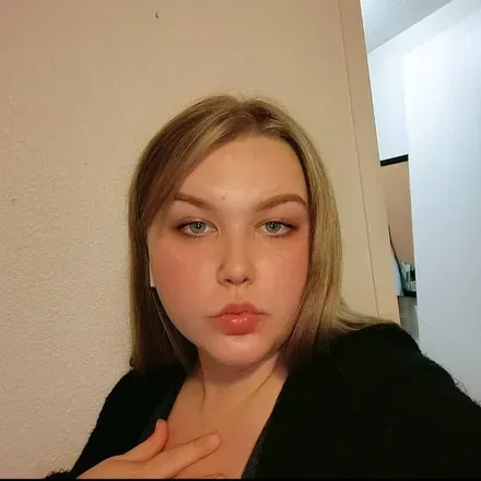 OnlyFans of naomikream
