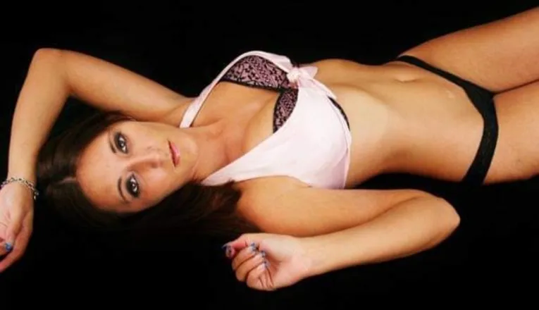 OnlyFans cuenta calicamogirl header 2