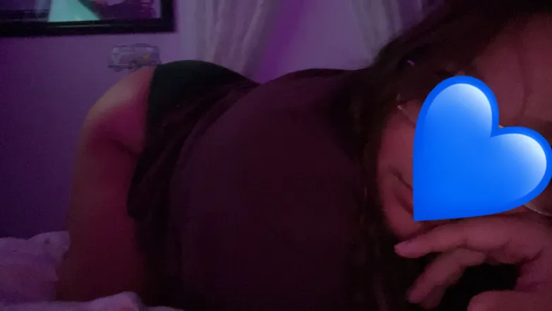 OnlyFans cuenta lovelycherries01 header 2