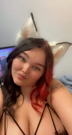 OnlyFans cuenta kitsunelove4you header 2