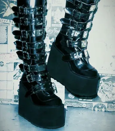 OnlyFans cuenta beautifullygothfeet avatar 1