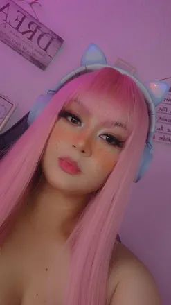 OnlyFans cuenta cute_nathi header 2