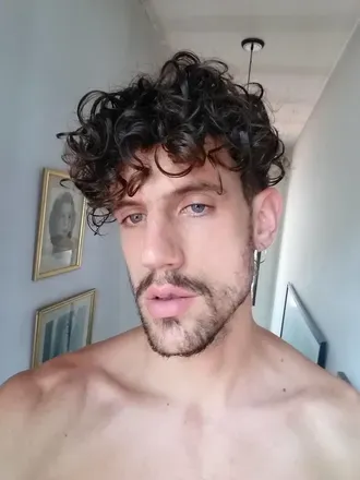 OnlyFans cuenta sexyliam92 avatar 1