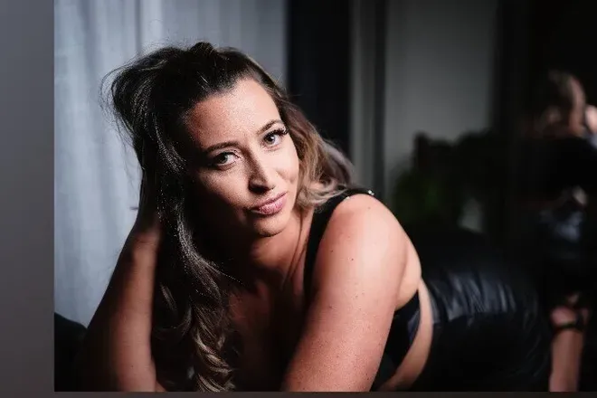 OnlyFans account  queenbzz avatar 1