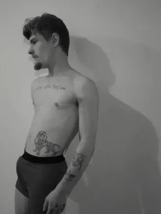 OnlyFans cuenta tattedsinger avatar 1