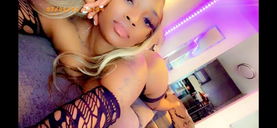 OnlyFans cuenta aaliyaahmariee header 2