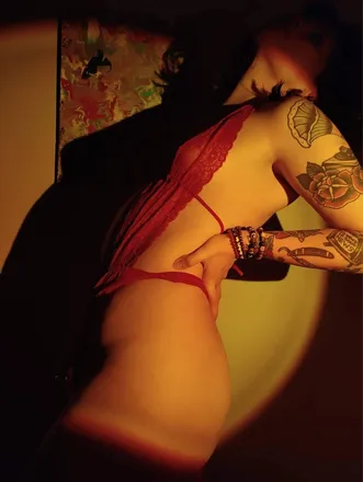 OnlyFans cuenta mindycamry header 2