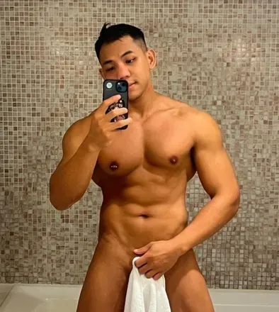OnlyFans cuenta royhuang8016 avatar 1