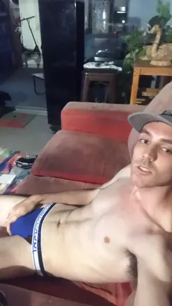 OnlyFans cuenta cremeboi666 header 2