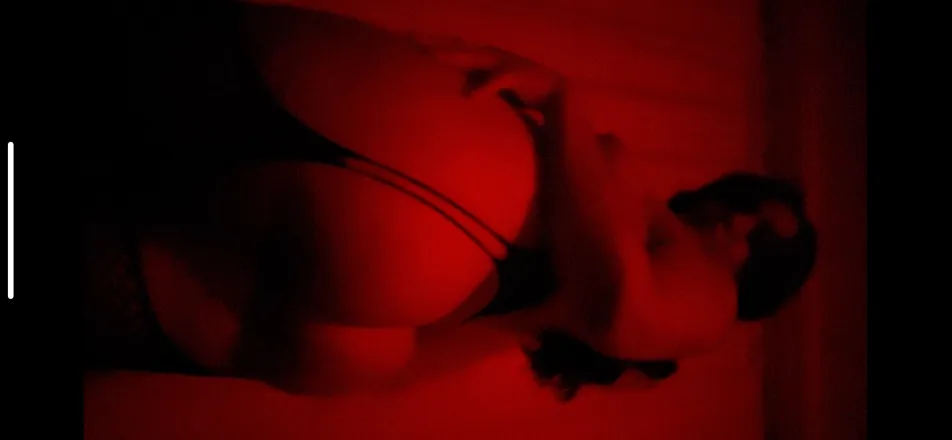 OnlyFans cuenta scarlett_rrose header 2