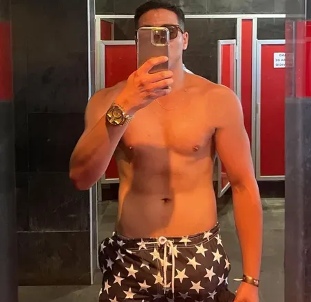 OnlyFans cuenta apolojj avatar 1