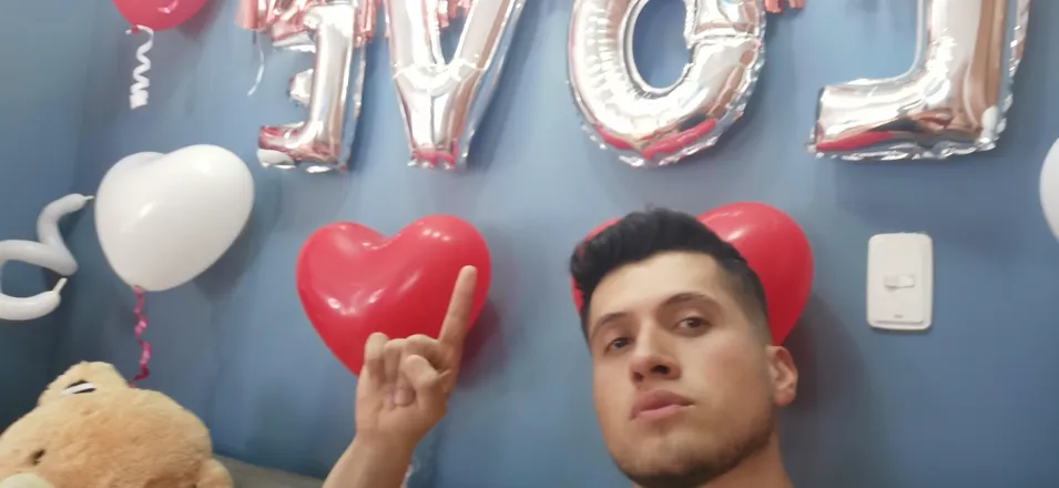 OnlyFans cuenta sebasguaro77 header 2