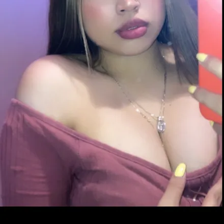 OnlyFans account  isheellee header 2
