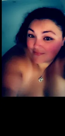 OnlyFans cuenta hugetits85 header 2