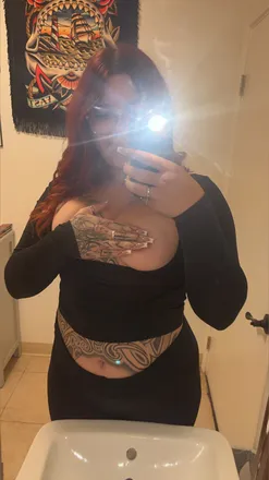 OnlyFans cuenta cherry1128 header 2