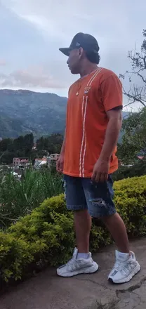 OnlyFans cuenta alberr2023 avatar 1