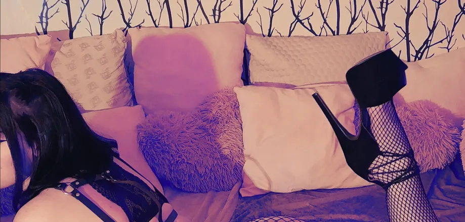 OnlyFans cuenta rosa.miro header 2