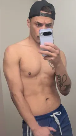 OnlyFans account  riguez702 avatar 1