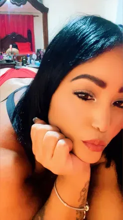 OnlyFans cuenta yrislapatrona avatar 1
