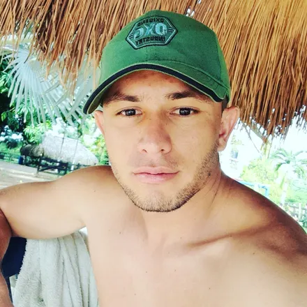 OnlyFans cuenta alvarezmono header 2
