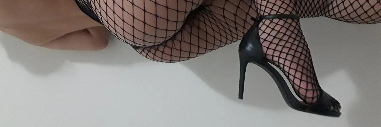 OnlyFans cuenta withloveanne header 2