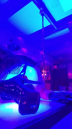 OnlyFans cuenta kinkyflowkitty header 2