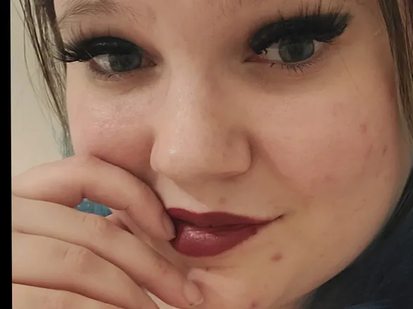 OnlyFans cuenta thatshortwoman header 2