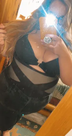 OnlyFans account  livvlaughlove avatar 1